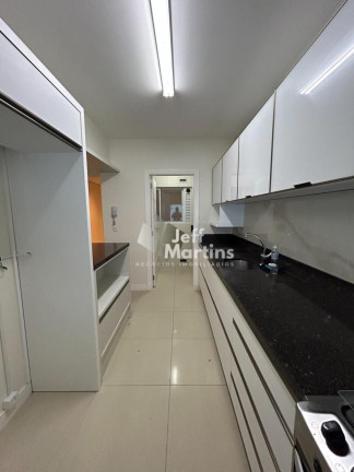 Imagem Apartamento com 3 Quartos à Venda, 133 m² em Bombas - Bombinhas