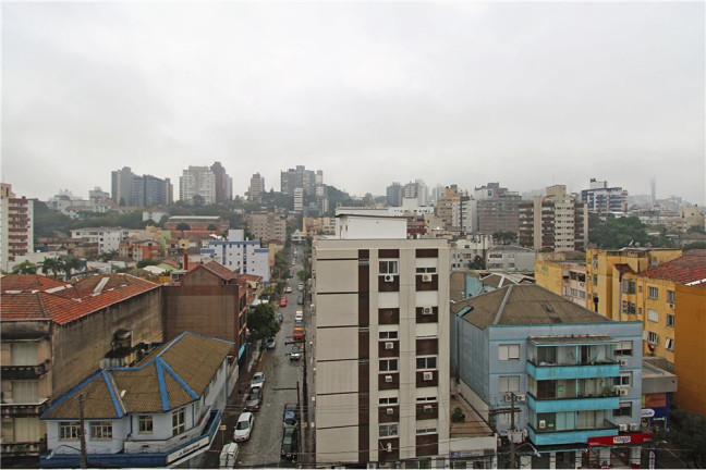 Imagem Imóvel com 3 Quartos à Venda, em Rio Branco - Porto Alegre Imagem Imóvel com 3 Quartos à Venda, em Rio Branco - Porto Alegre