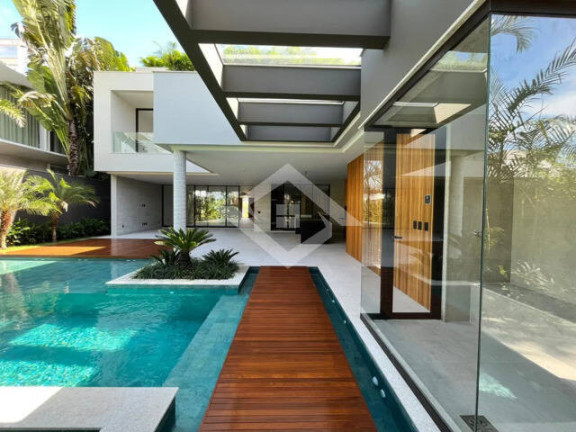 Imagem Casa com 5 Quartos à Venda, 850 m² em Barra Da Tijuca - Rio De Janeiro Imagem Casa com 5 Quartos à Venda, 850 m² em Barra Da Tijuca - Rio De Janeiro