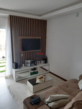 Imagem Sobrado com 2 Quartos à Venda, 115 m² em São João Do Rio Vermelho - Florianópolis
