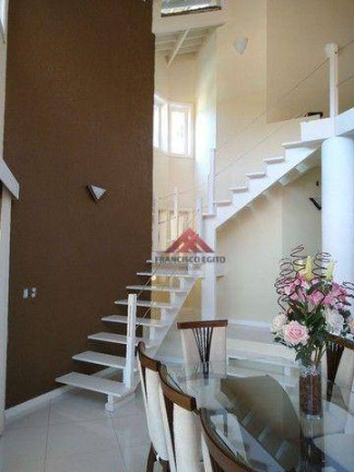 Imagem Casa com 4 Quartos à Venda, 390 m² em Matapaca - Niterói Imagem Casa com 4 Quartos à Venda, 390 m² em Matapaca - Niterói