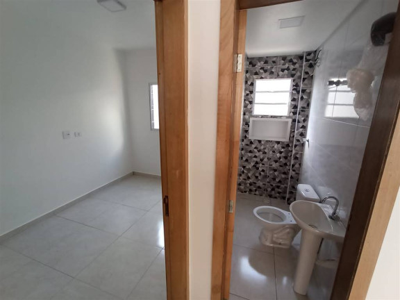 Imagem Casa com 2 Quartos à Venda, 48 m² em Jardim Melvi - Praia Grande Imagem Casa com 2 Quartos à Venda, 48 m² em Jardim Melvi - Praia Grande