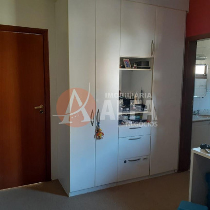 Imagem Casa com 3 Quartos à Venda, 232 m² em Jardim Dos Ipês - Cotia Imagem Casa com 3 Quartos à Venda, 232 m² em Jardim Dos Ipês - Cotia