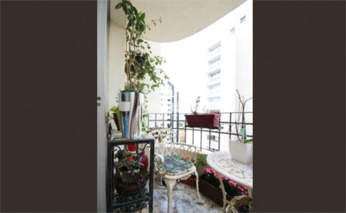 Imagem Apartamento com 3 Quartos à Venda, 110 m² em Moema - São Paulo Imagem Apartamento com 3 Quartos à Venda, 110 m² em Moema - São Paulo