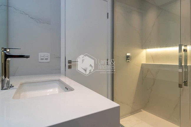 Imagem Apartamento com 3 Quartos à Venda, 213 m² em Cerqueira César - São Paulo Imagem Apartamento com 3 Quartos à Venda, 213 m² em Cerqueira César - São Paulo