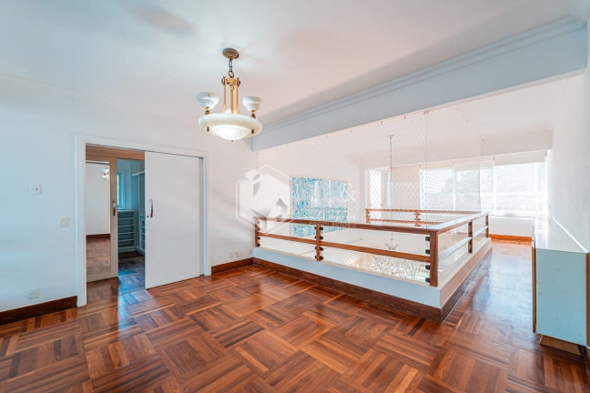 Imagem Casa com 6 Quartos à Venda, 700 m² em Chácara Monte Alegre - São Paulo Imagem Casa com 6 Quartos à Venda, 700 m² em Chácara Monte Alegre - São Paulo