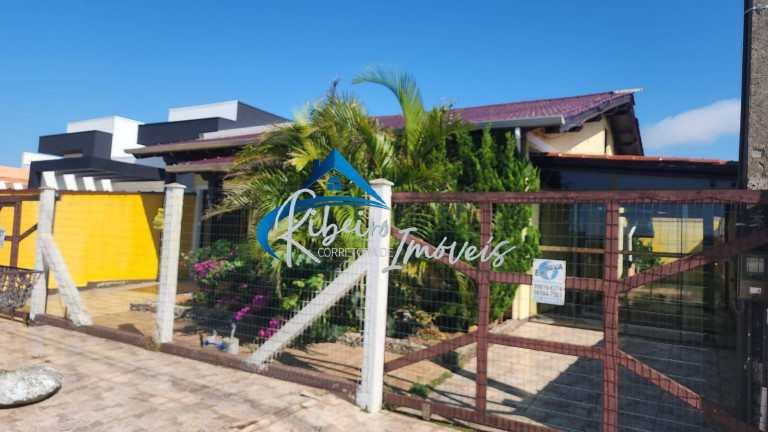 Imagem Casa com 3 Quartos à Venda, 137 m² em Presidente - Imbé Imagem Casa com 3 Quartos à Venda, 137 m² em Presidente - Imbé