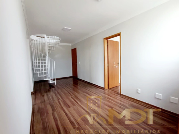 Imagem Imóvel com 3 Quartos à Venda, 120 m² em Parque São Pedro (venda Nova) - Belo Horizonte