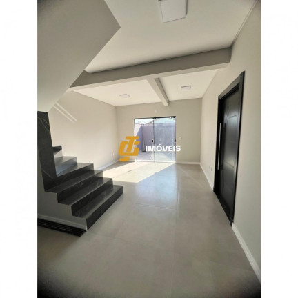 Imagem Sobrado com 2 Quartos à Venda, 110 m² em Santa Regina - Camboriú Imagem Sobrado com 2 Quartos à Venda, 110 m² em Santa Regina - Camboriú