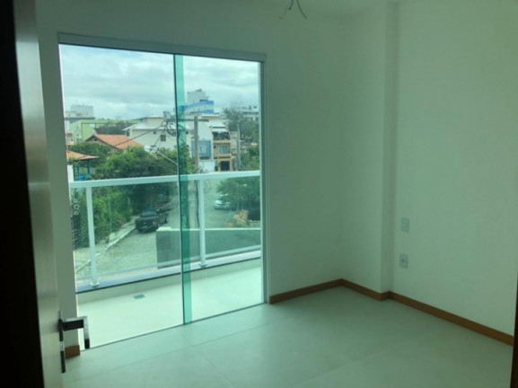 Imagem Apartamento com 3 Quartos à Venda,  em Algodoal - Cabo Frio