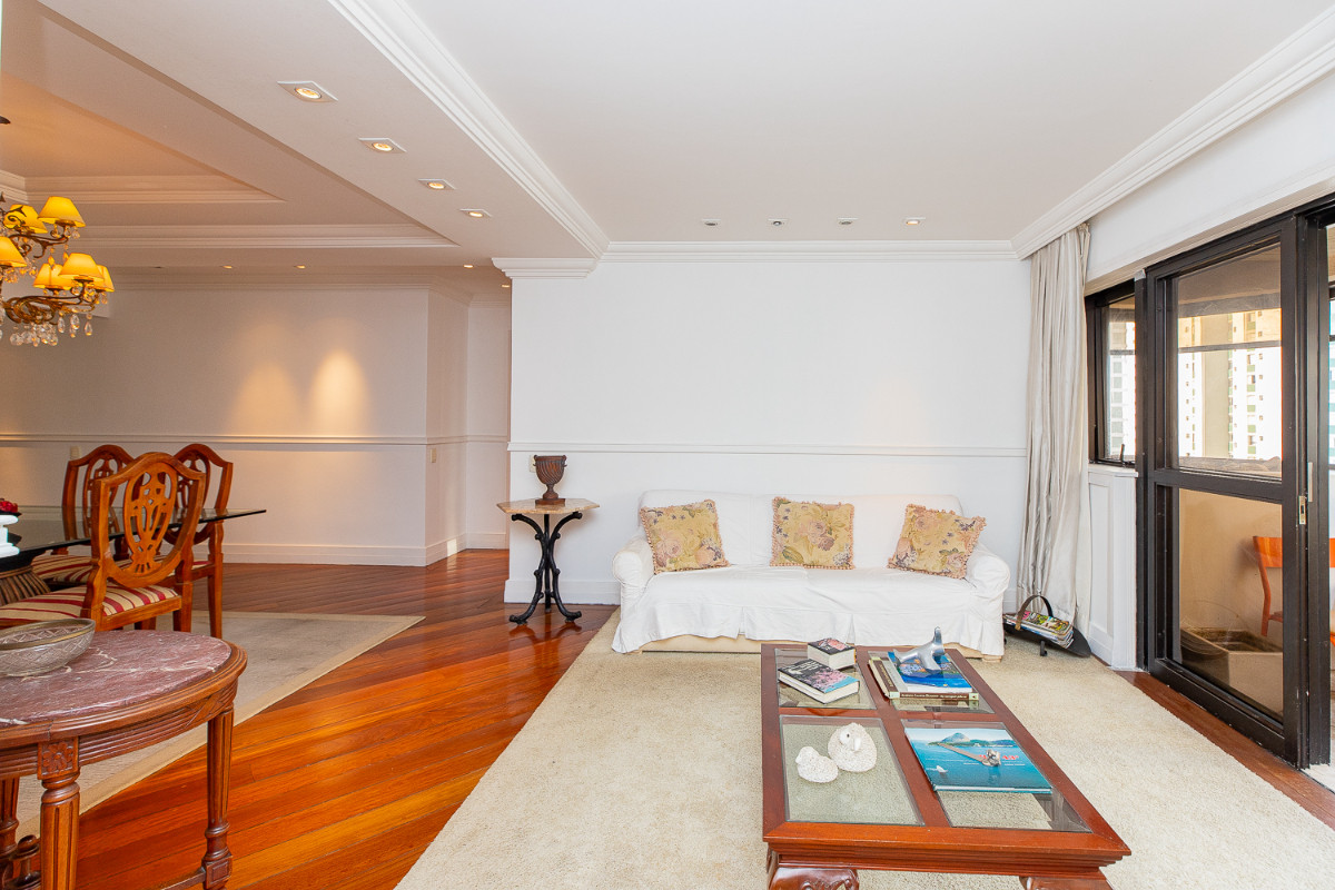 Imagem Apartamento com 4 Quartos à Venda, 155 m² em Moema - São Paulo Imagem Apartamento com 4 Quartos à Venda, 155 m² em Moema - São Paulo