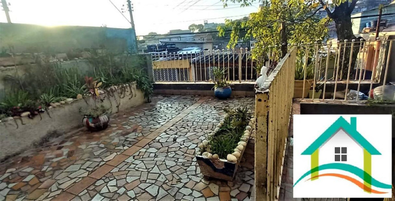 Imagem Sobrado com 2 Quartos à Venda, 182 m² em Vila Palmares - Santo André