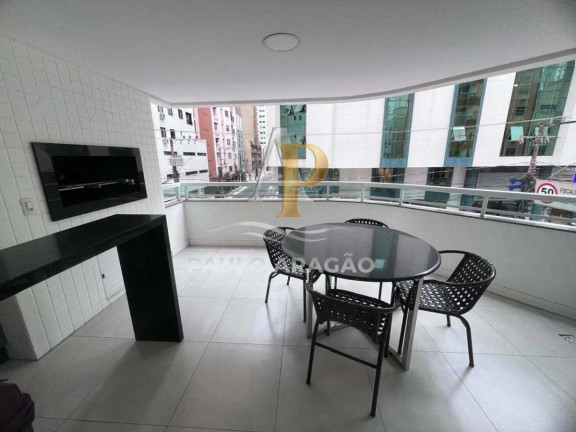 Imagem Apartamento com 3 Quartos à Venda, 108 m² em Centro - Balneário Camboriú Imagem Apartamento com 3 Quartos à Venda, 108 m² em Centro - Balneário Camboriú