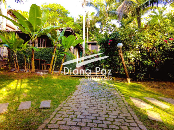 Imagem Edifício Residencial com 16 Quartos à Venda,  em Centro - Búzios