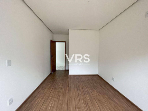 Imagem Casa com 5 Quartos à Venda, 216 m² em Granja Guarani - Teresópolis Imagem Casa com 5 Quartos à Venda, 216 m² em Granja Guarani - Teresópolis