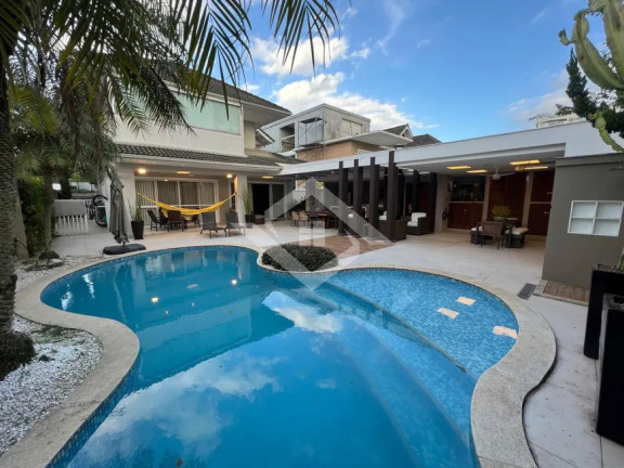 Imagem Casa com 6 Quartos à Venda, 500 m² em Barra Da Tijuca - Rio De Janeiro Imagem Casa com 6 Quartos à Venda, 500 m² em Barra Da Tijuca - Rio De Janeiro