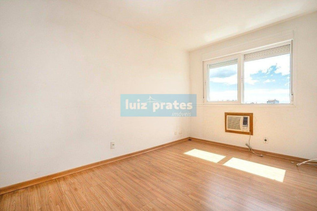 Imagem Apartamento com 3 Quartos à Venda, 73 m² em São João - Porto Alegre