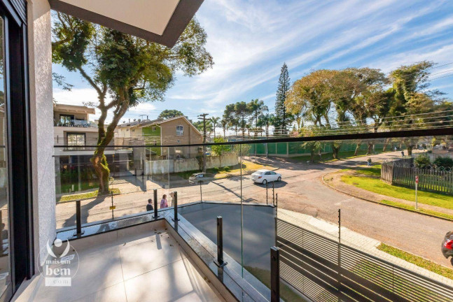Imagem Sobrado com 3 Quartos à Venda, 187 m² em água Verde - Curitiba