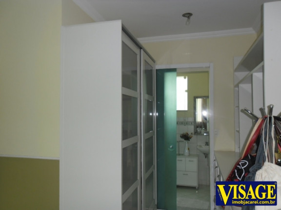 Imagem Casa com 3 Quartos à Venda, 360 m² em Cond. Jardim Coleginho - Jacareí Imagem Casa com 3 Quartos à Venda, 360 m² em Cond. Jardim Coleginho - Jacareí