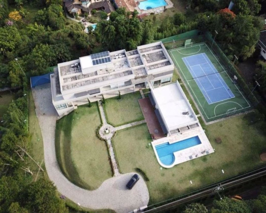 Imagem Casa à Venda, em Parque Silvino Pereira - Cotia Imagem Casa à Venda, em Parque Silvino Pereira - Cotia
