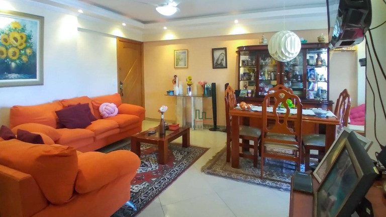 Imagem Apartamento com 2 Quartos à Venda, 142 m² em Centro - Niterói Imagem Apartamento com 2 Quartos à Venda, 142 m² em Centro - Niterói