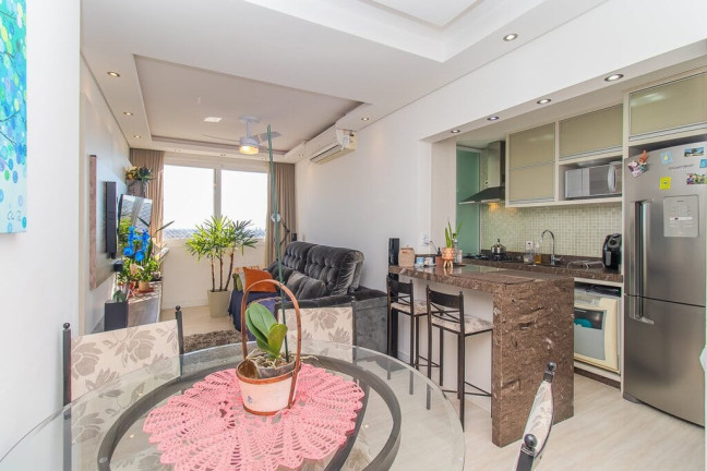 Imagem Apartamento com 2 Quartos à Venda, 59 m² em São João - Porto Alegre Imagem Apartamento com 2 Quartos à Venda, 59 m² em São João - Porto Alegre