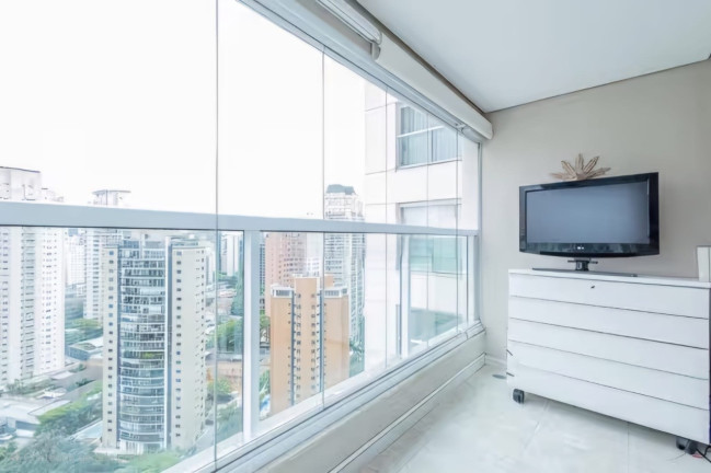 Imagem Imóvel com 3 Quartos à Venda, 340 m² em Vila Nova Conceição - São Paulo Imagem Imóvel com 3 Quartos à Venda, 340 m² em Vila Nova Conceição - São Paulo