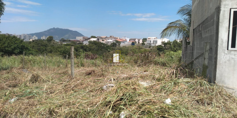 Imóvel à Venda, 420 m² em Morada De Laranjeiras - Serra