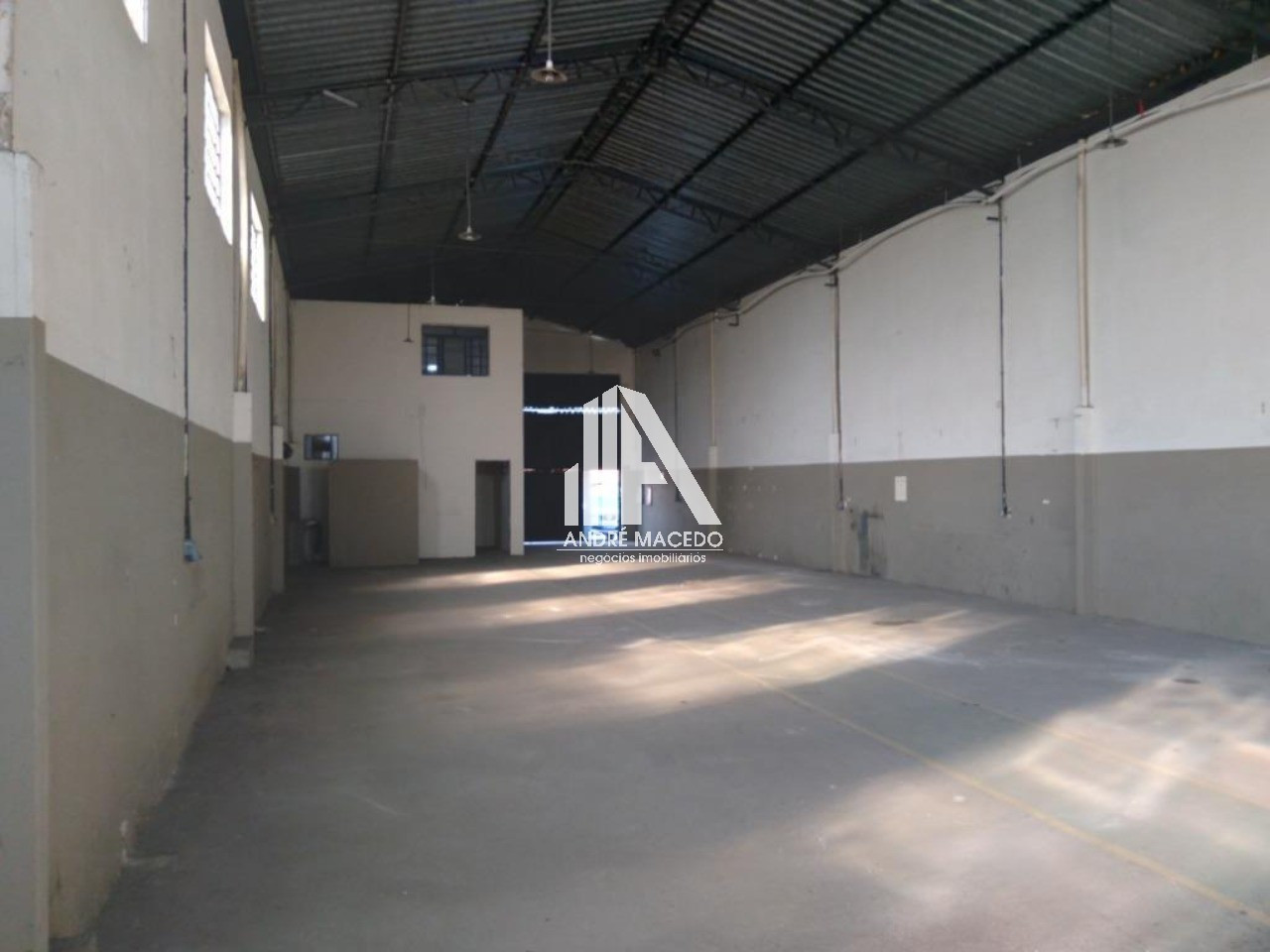 Imóvel para Alugar, 350 m² em Jardim Ipê Iii - Mogi Guaçu