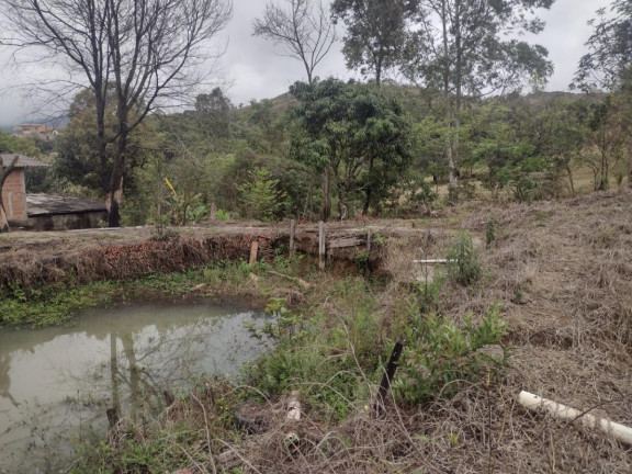Imagem Imóvel Comercial à Venda, 2.700 m² em Dom Bosco - Poços De Caldas Imagem Imóvel Comercial à Venda, 2.700 m² em Dom Bosco - Poços De Caldas