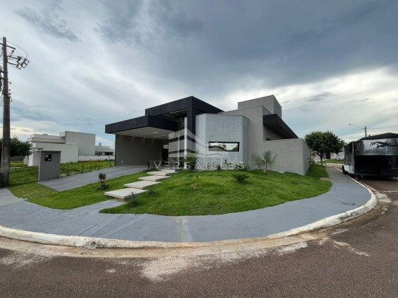 Imagem Imóvel com 3 Quartos à Venda, 168 m² em Aponia - Porto Velho