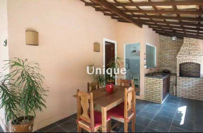 Imagem Casa com 2 Quartos à Venda, 110 m² em Centro - Armação Dos Búzios