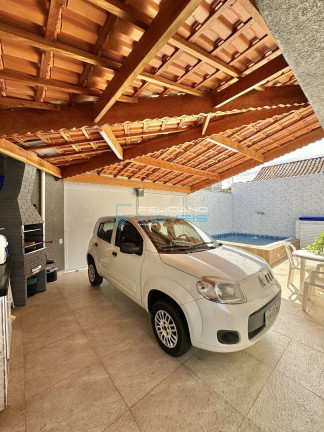 Imagem Casa com 3 Quartos à Venda, 160 m² em Ocian - Praia Grande