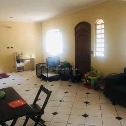 Imagem Casa com 3 Quartos à Venda, 253 m² em Jardim Estrela - São José Do Rio Preto