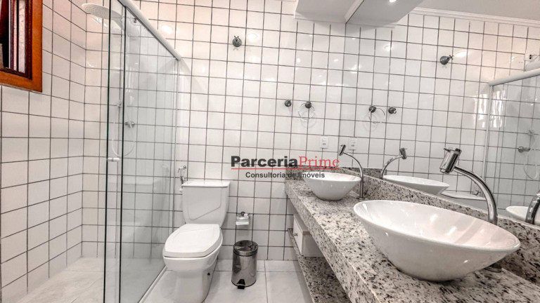 Imagem Casa com 6 Quartos à Venda, 335 m² em Riviera Módulo 21 - Bertioga Imagem Casa com 6 Quartos à Venda, 335 m² em Riviera Módulo 21 - Bertioga