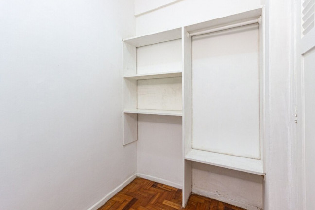 Imagem Imóvel com 3 Quartos à Venda, 94 m² em Copacabana - Rio De Janeiro Imagem Imóvel com 3 Quartos à Venda, 94 m² em Copacabana - Rio De Janeiro