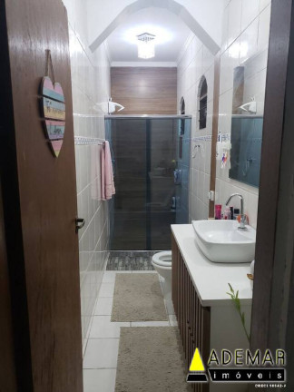 Imagem Casa com 2 Quartos à Venda, 200 m² em Campanário - Diadema