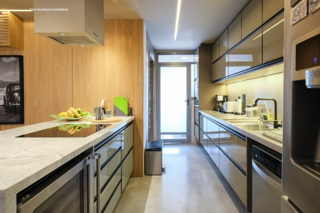 Imagem Apartamento com 3 Quartos à Venda,  em Aldeia Da Baleia - São Paulo