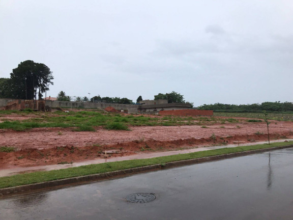 Terreno em Condomínio à Venda, 300 m² em Chácaras Saudáveis E Encantadoras - Jundiaí