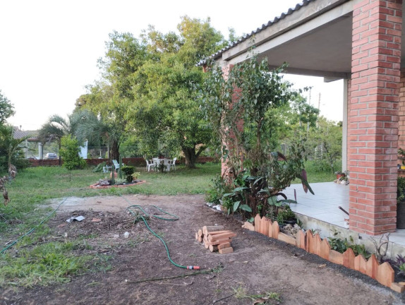 Imagem Casa com 1 Quarto à Venda, 2.100 m² em águas Claras - Viamão