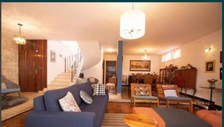 Casa com 4 Quartos à Venda, 300 m² em Vila Cordeiro - São Paulo