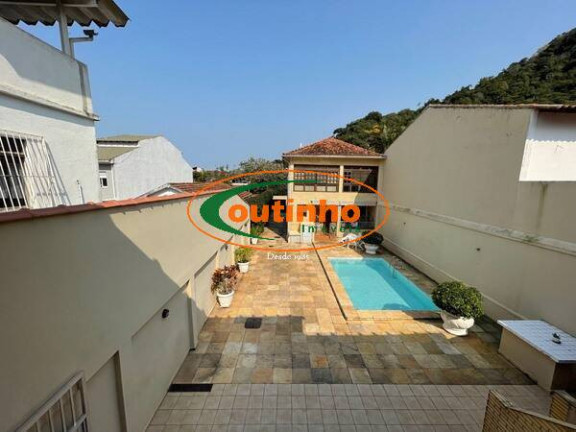 Imagem Casa com 4 Quartos à Venda, 400 m² em Barra Da Tijuca - Rio De Janeiro