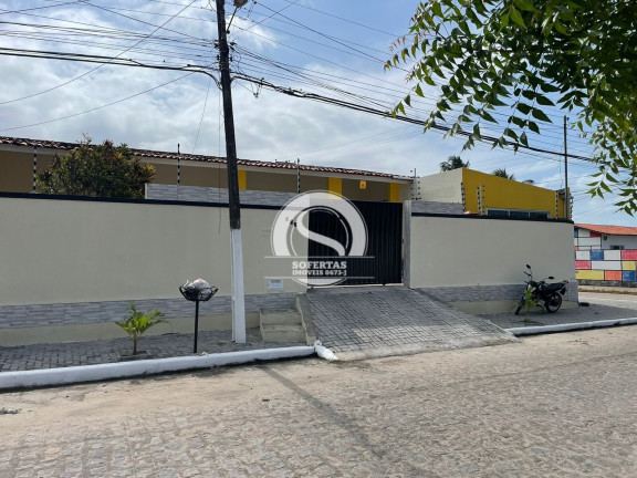 Casa com 5 Quartos à Venda, 200 m²