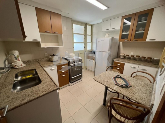 Imagem Apartamento com 2 Quartos à Venda, 102 m² em Menino Deus - Porto Alegre Imagem Apartamento com 2 Quartos à Venda, 102 m² em Menino Deus - Porto Alegre