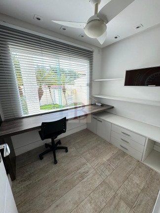 Imagem Casa com 5 Quartos à Venda, 600 m² em Camboinhas - Niterói