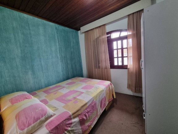 Imagem Sobrado com 4 Quartos à Venda, 240 m² em Capão Da Imbuia - Curitiba Imagem Sobrado com 4 Quartos à Venda, 240 m² em Capão Da Imbuia - Curitiba