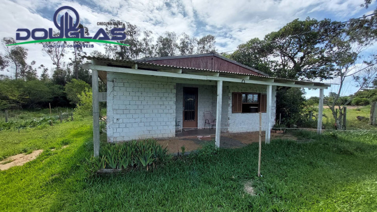 Imagem Casa com 2 Quartos à Venda,  em Capão Da Porteira - Viamão