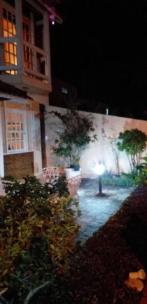Imagem Casa com 6 Quartos à Venda, 710 m² em Camboinhas - Niterói