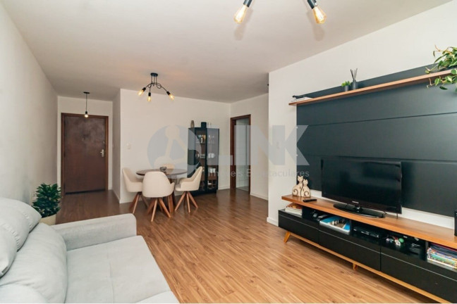 Imagem Apartamento com 2 Quartos à Venda, 77 m² em Petrópolis - Porto Alegre