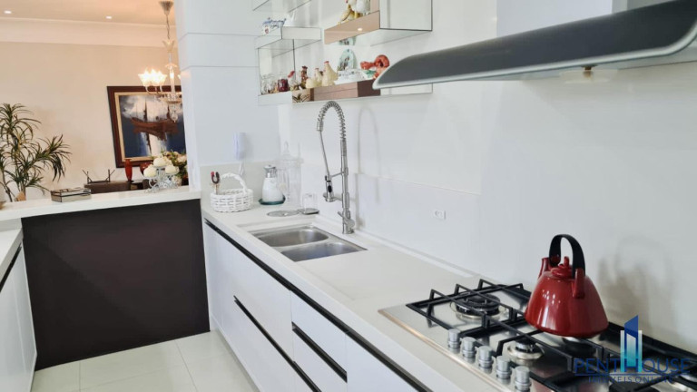 Imagem Apartamento com 3 Quartos à Venda, 152 m² em Centro - Balneário Camboriú Imagem Apartamento com 3 Quartos à Venda, 152 m² em Centro - Balneário Camboriú